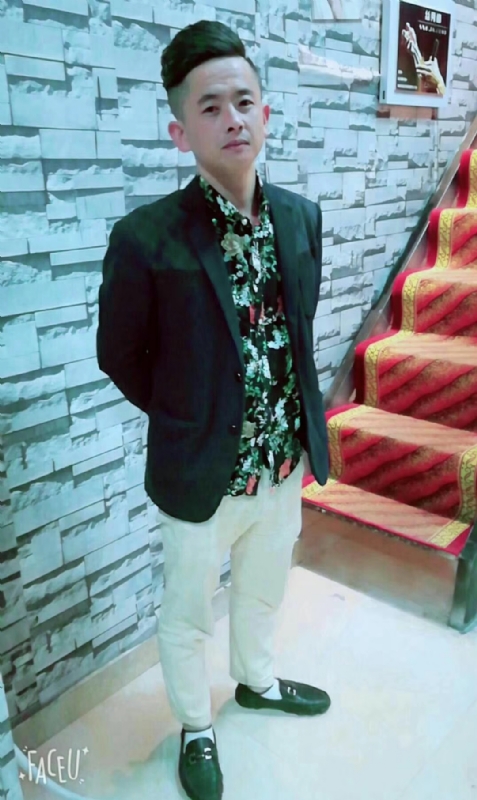 男人三十而立的第一张照片--宁德相亲服务中心