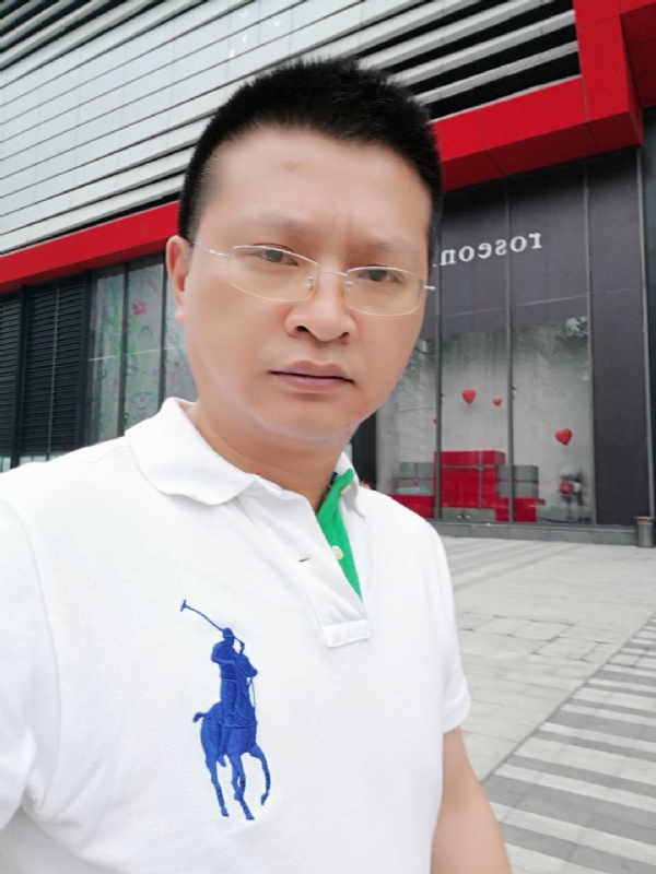 硬汉的第一张照片--宁德相亲服务中心