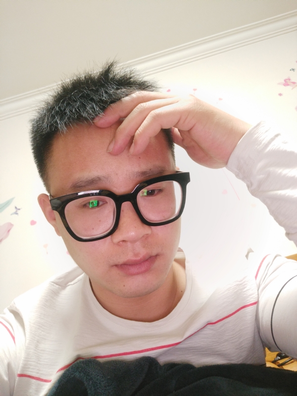 华灯初上的夜晚的第一张照片--宁德相亲服务中心