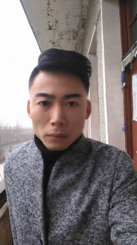 谁伴我闯荡的第一张照片--宁德相亲服务中心