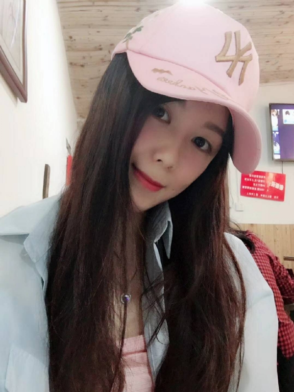 丹丹的第三张照片--宁德相亲服务中心