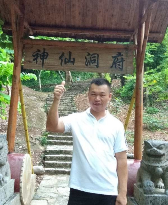 强仔的第一张照片--宁德相亲服务中心