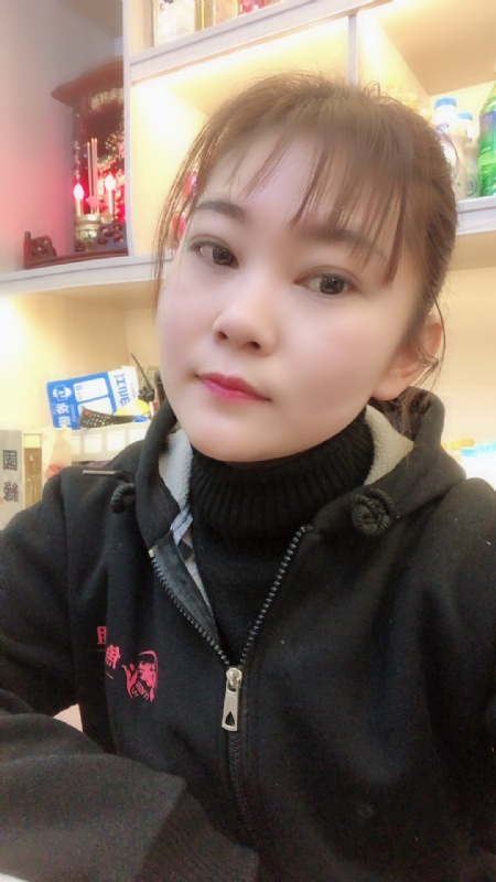 泡沫的第一张照片--宁德相亲服务中心