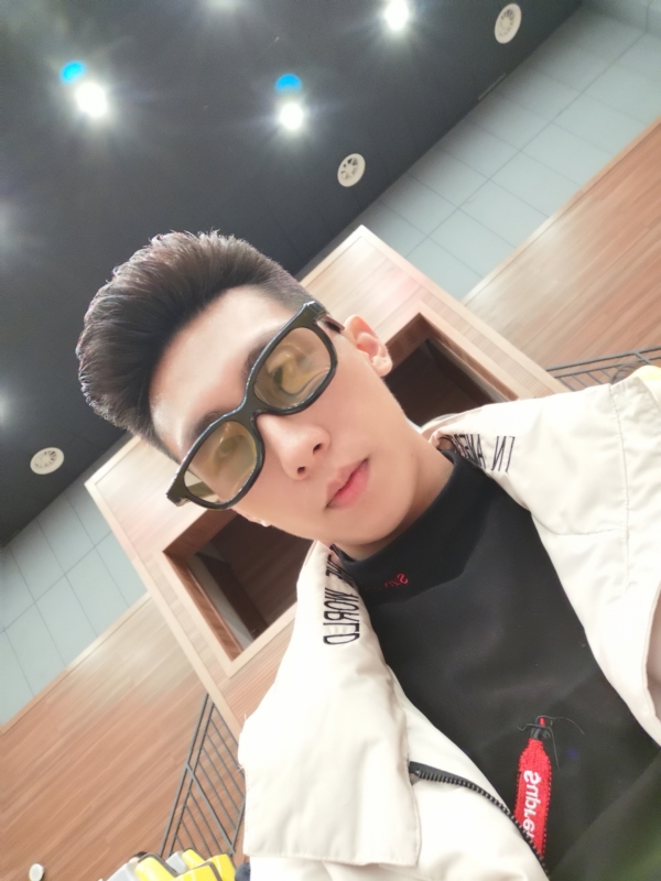 少年已不在年少的第一张照片--宁德相亲服务中心