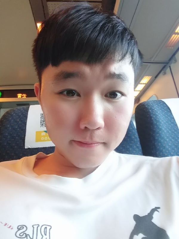 爱玉的第一张照片--宁德相亲服务中心