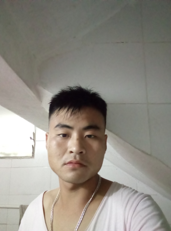 落叶知秋的第一张照片--宁德相亲服务中心