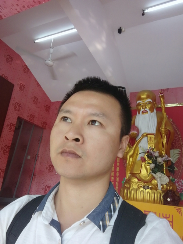 WAR的第一张照片--宁德相亲服务中心