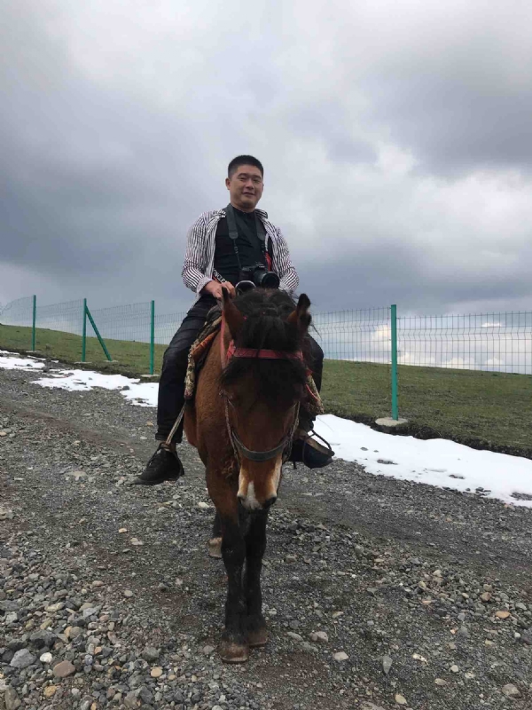 一个人的第一张照片--宁德相亲服务中心