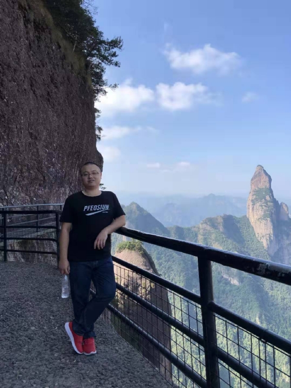 不杵于物的第一张照片--宁德相亲服务中心