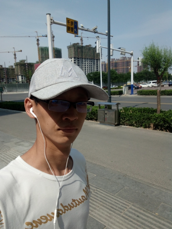 挥一挥手什么都没有的第一张照片--宁德相亲服务中心