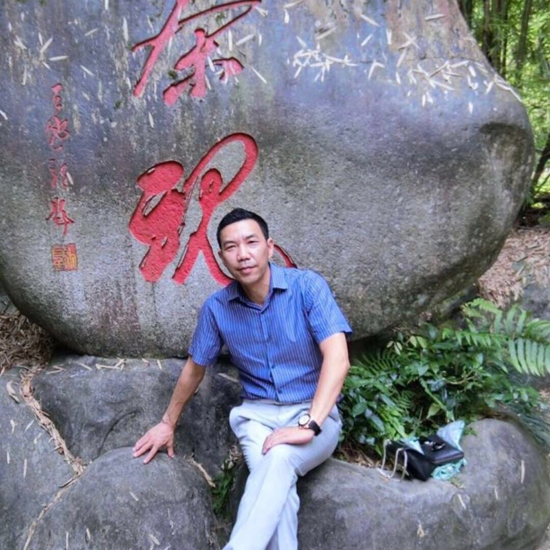 老·黄的第一张照片--宁德相亲服务中心