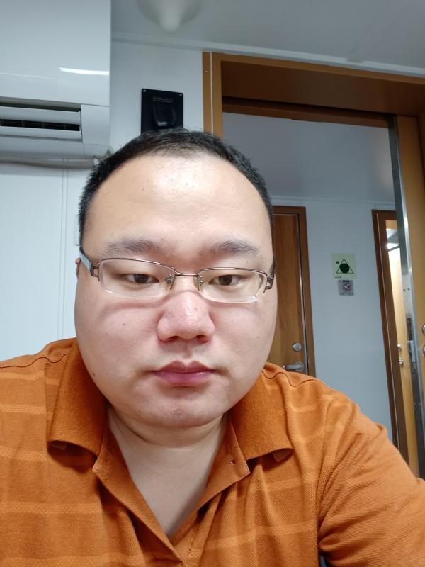 努力爱一次的第一张照片--宁德相亲服务中心