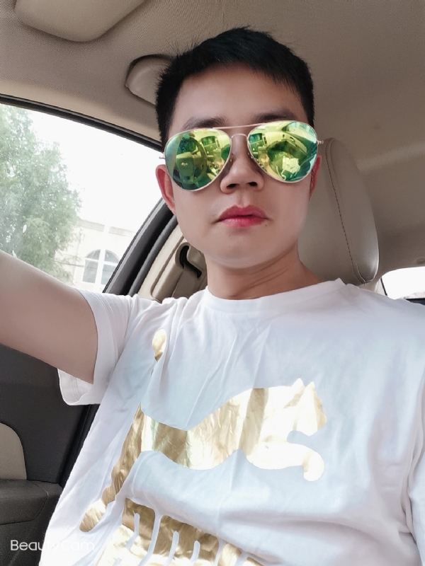 奋斗的第一张照片--宁德相亲服务中心