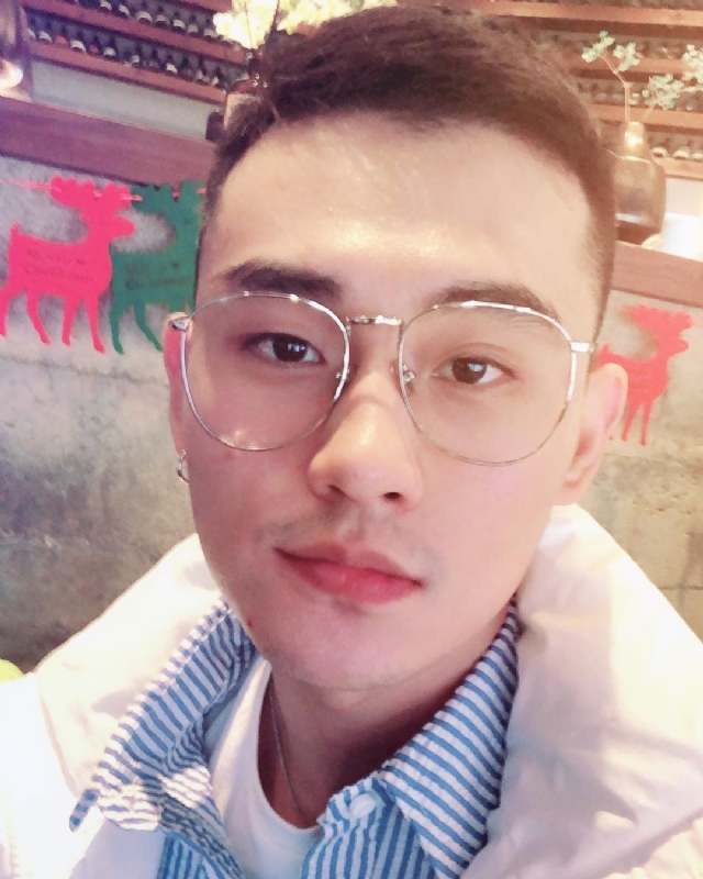 胡强很孤单的第一张照片--宁德相亲服务中心