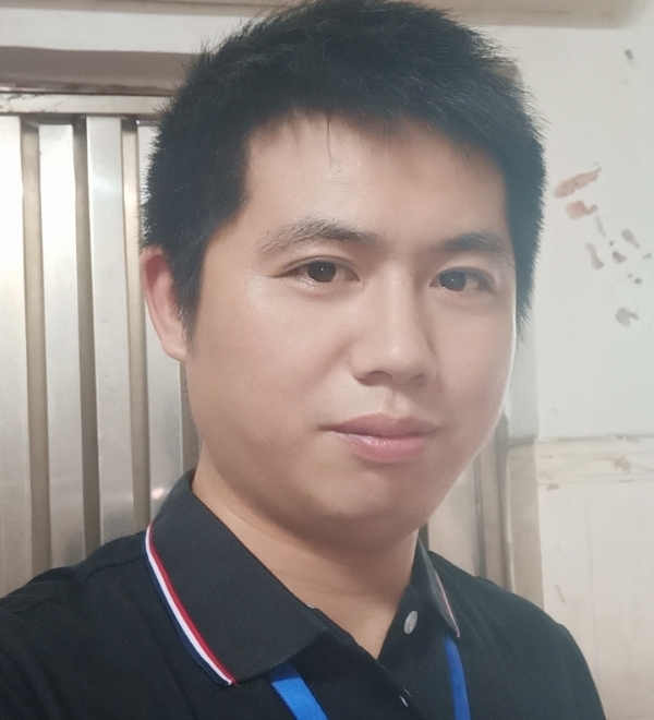 单身奶爸的第一张照片--宁德相亲服务中心