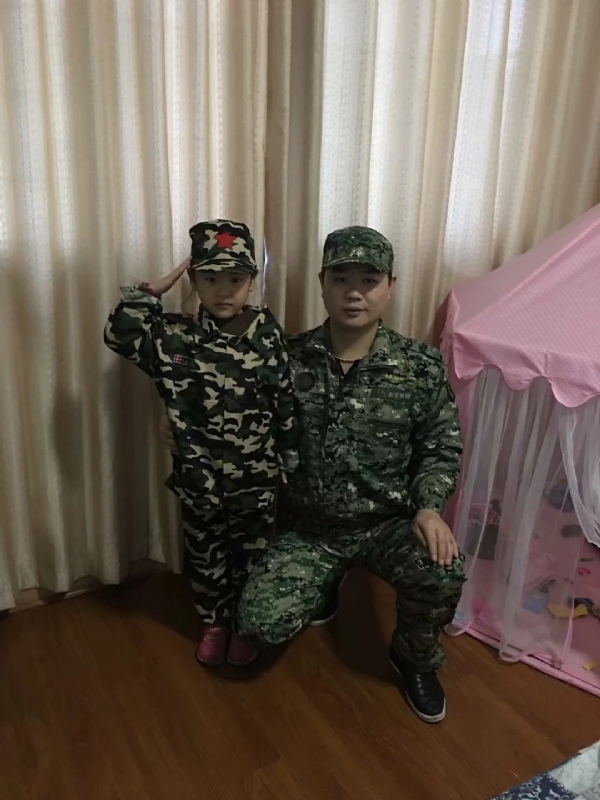 俗人的第一张照片--宁德相亲服务中心