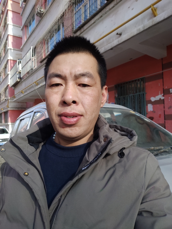 华哥的第一张照片--宁德相亲服务中心