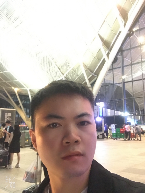 骑马的快乐的第一张照片--宁德相亲服务中心