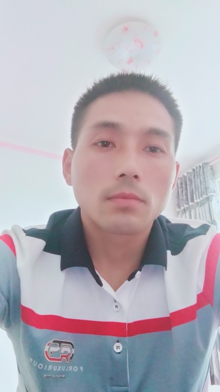 染红尘世的第一张照片--宁德相亲服务中心