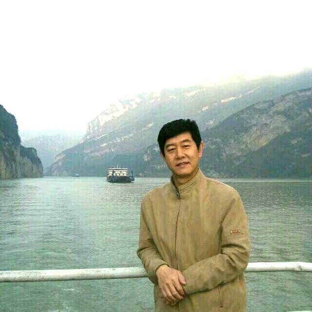 优秀善良178/72的第一张照片--宁德相亲服务中心