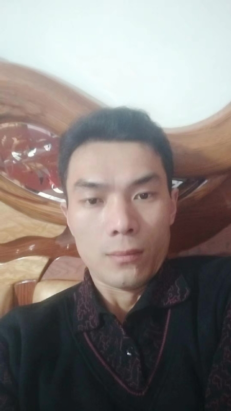 错把真心喂了狗的第四张照片--宁德相亲服务中心