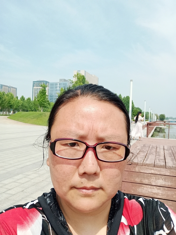 苦乐的第四张照片--宁德相亲服务中心