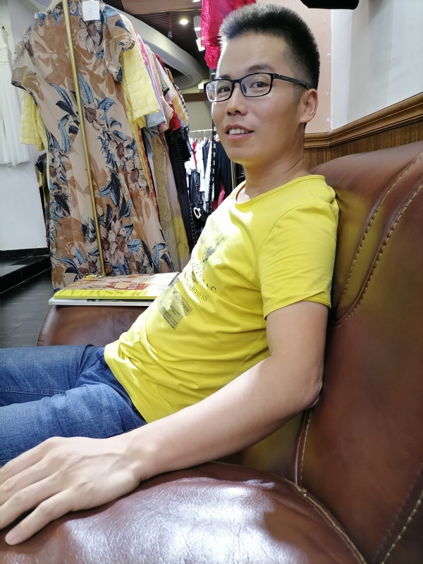 汪顺鹏的第一张照片--宁德相亲服务中心