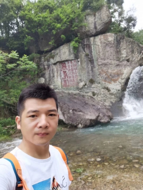 愿得一人心的第一张照片--宁德相亲服务中心
