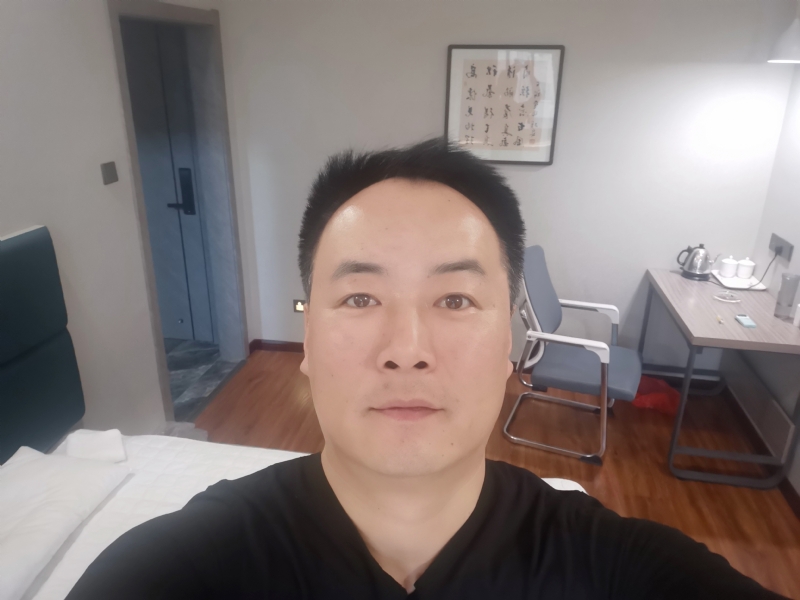 莫待花落空折枝的第一张照片--宁德相亲服务中心