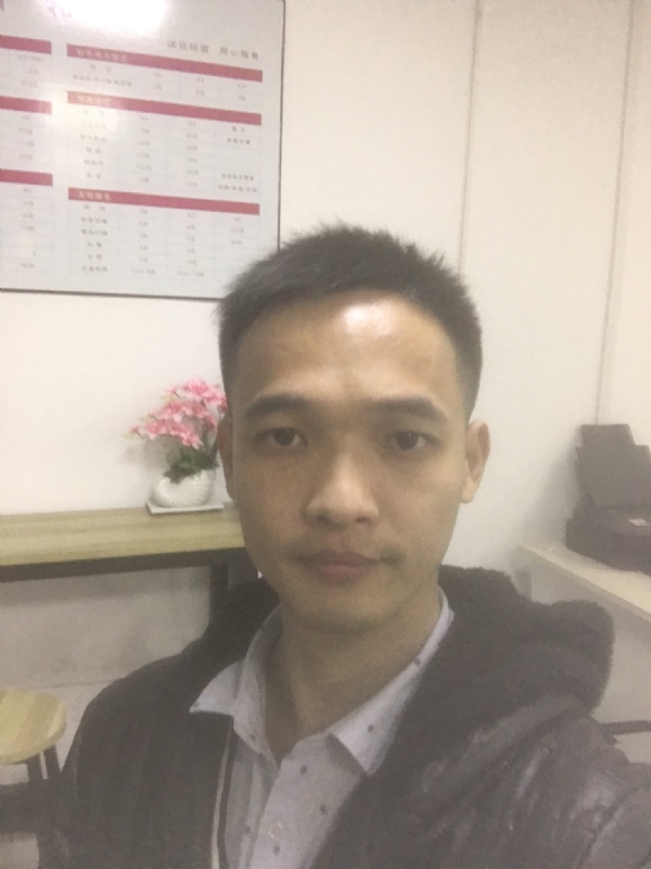 法律人小陈的第一张照片--宁德相亲服务中心