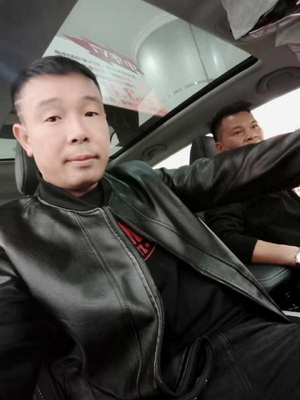醉红尘的第一张照片--宁德相亲服务中心