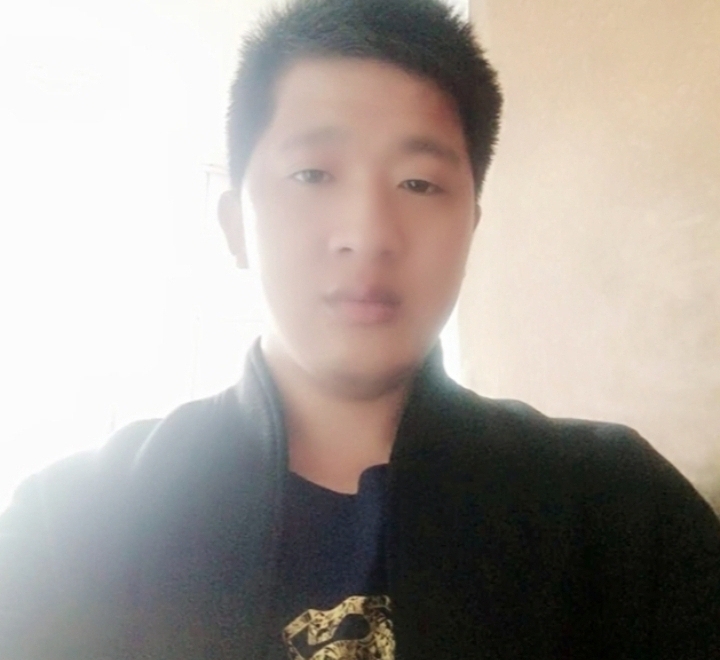 形影不离的第一张照片--宁德相亲服务中心