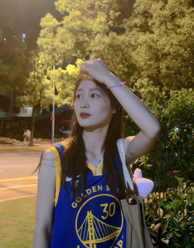 小趴菜的第三张照片--宁德相亲服务中心