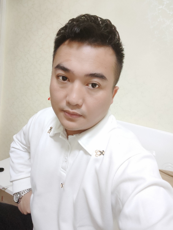 哈哈先生的第三张照片--宁德相亲服务中心