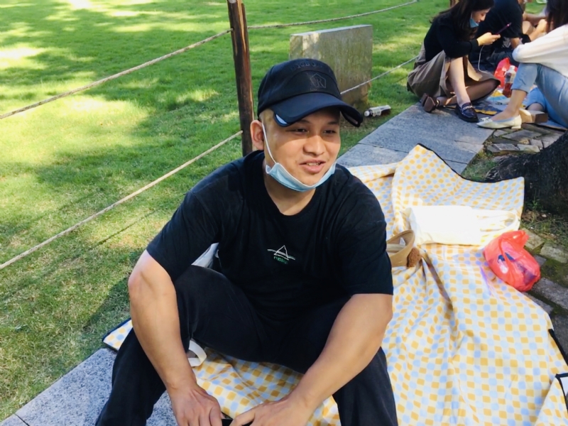 好大一颗石头的第一张照片--宁德相亲服务中心