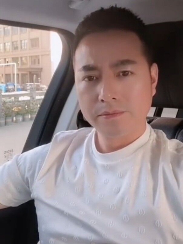 勿忘初心的第一张照片--宁德相亲服务中心