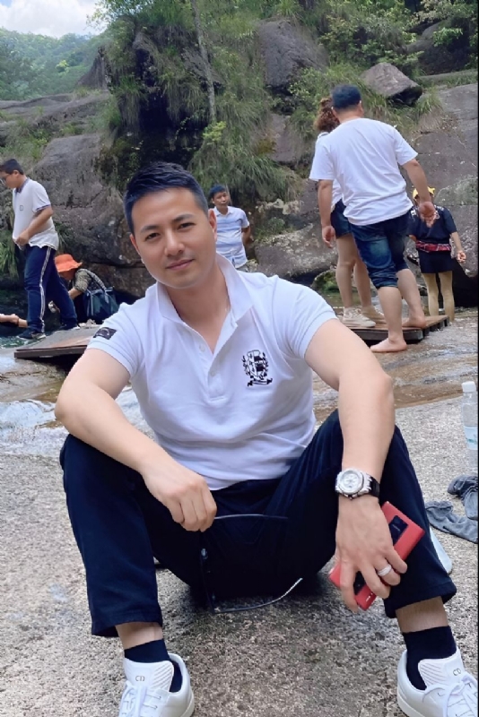 勿忘初心的第三张照片--宁德相亲服务中心