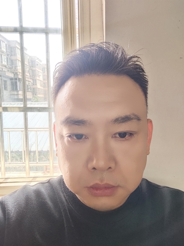 爱人先爱己的第一张照片--宁德相亲服务中心