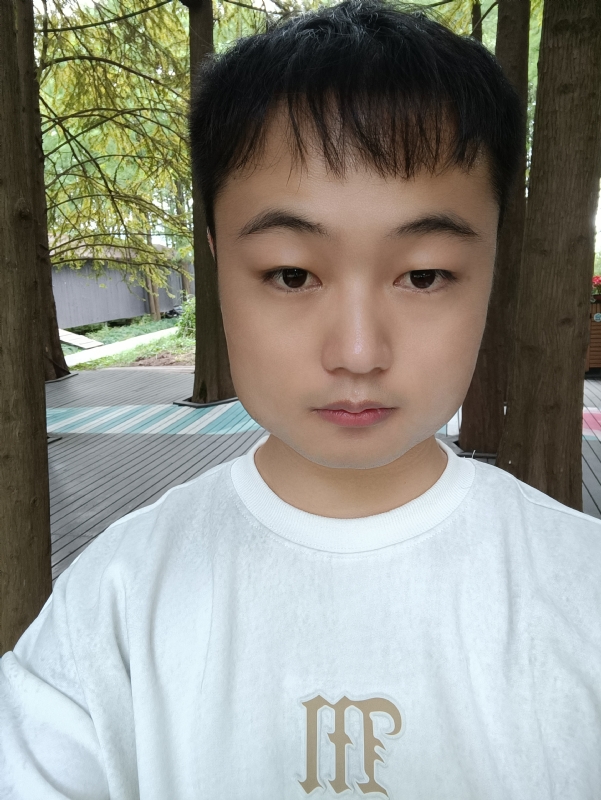 故人似的第一张照片--宁德相亲服务中心
