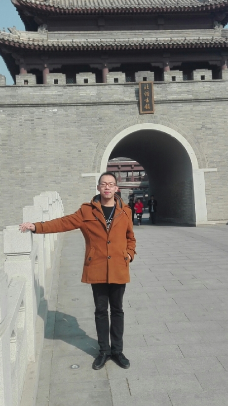 伟岸如山的第一张照片--宁德相亲服务中心