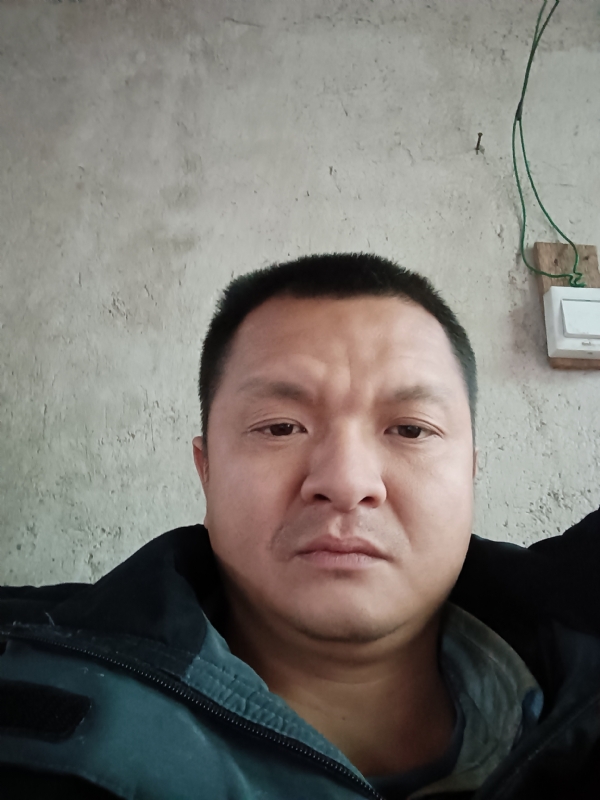 兰成龙的第二张照片--宁德相亲服务中心
