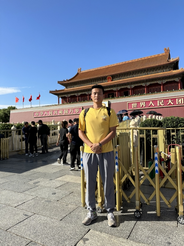 莫过于的第一张照片--宁德相亲服务中心