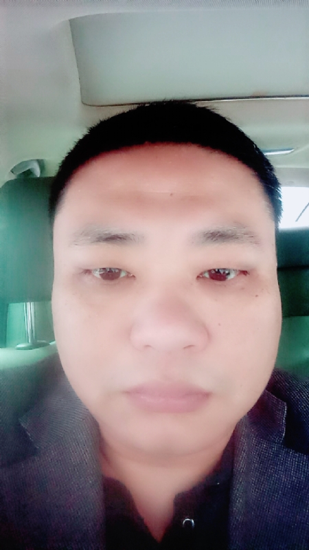 向日葵的第一张照片--宁德相亲服务中心