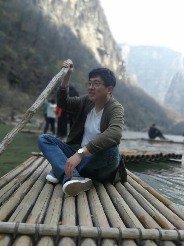 风被吹走了的第二张照片--宁德相亲服务中心