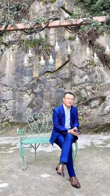 dikson的第一张照片--宁德相亲服务中心