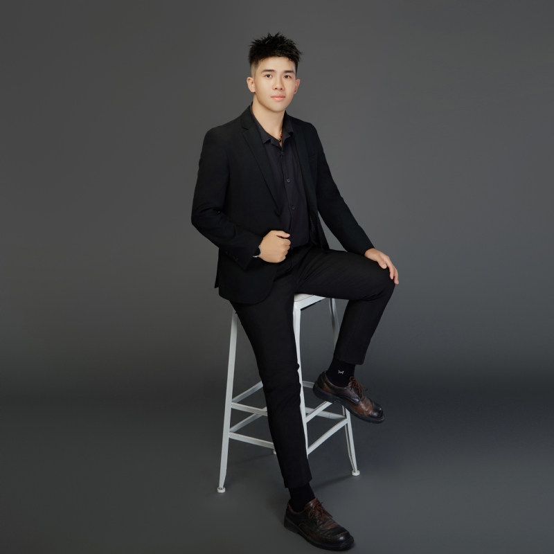 阿龙设计师的第五张照片--宁德相亲服务中心