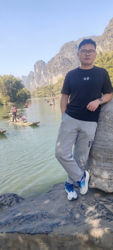 受过伤的狼的第二张照片--宁德相亲服务中心