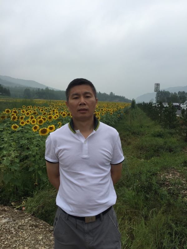 爱拼才会赢的大叔的第三张照片--宁德相亲服务中心