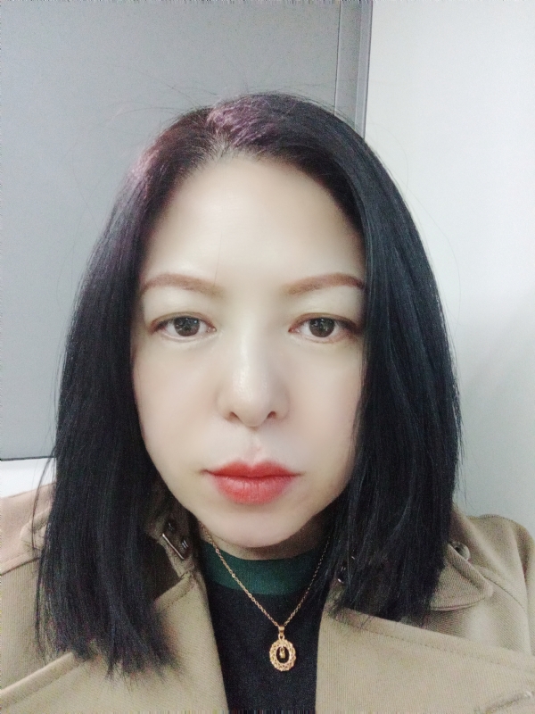 尘颜的第一张照片--宁德相亲服务中心