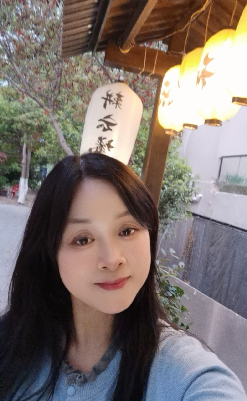伊伊的第一张照片--宁德相亲服务中心